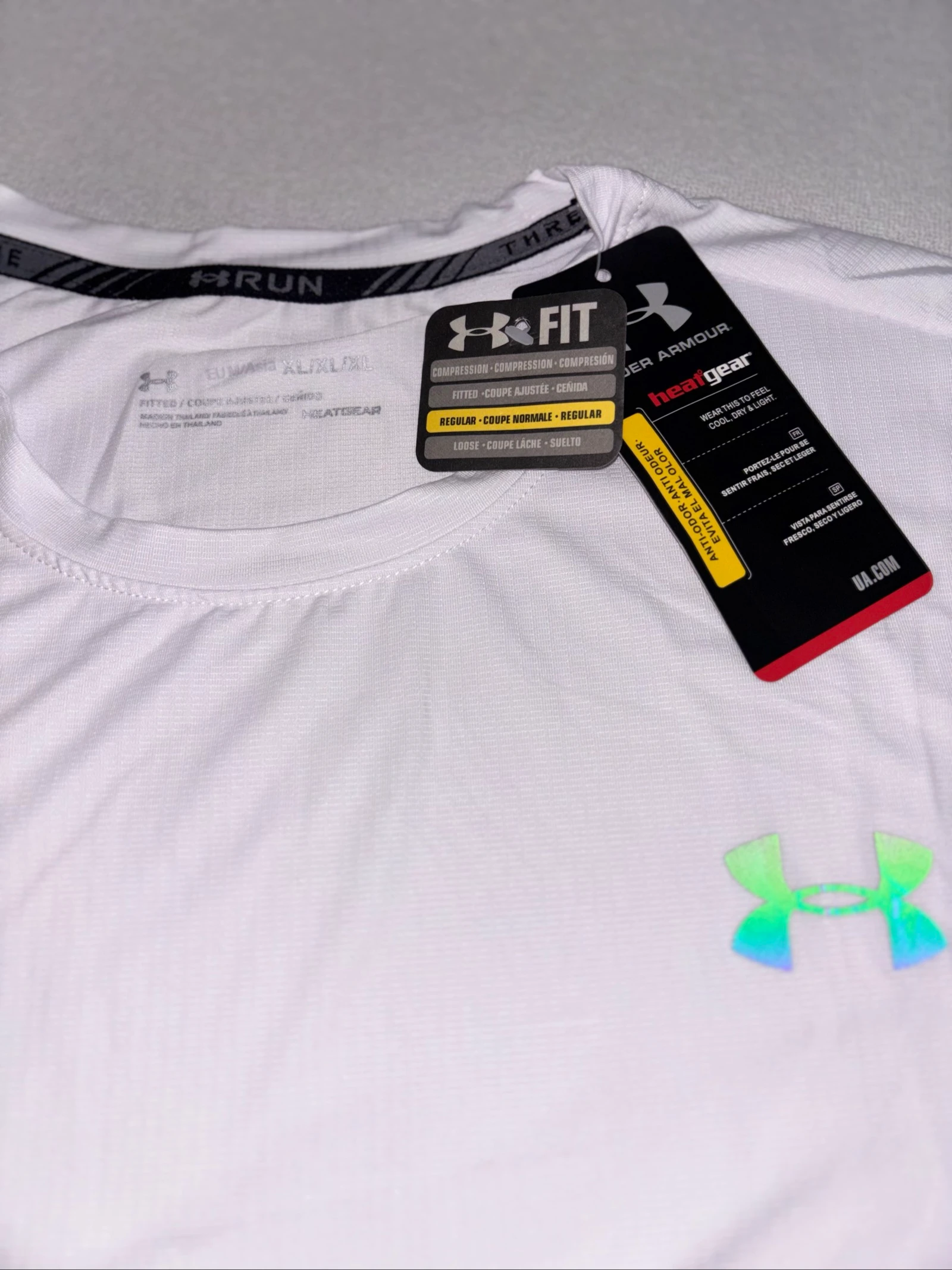 Under Armour wit overhemd + zwarte korte broek – photo 2